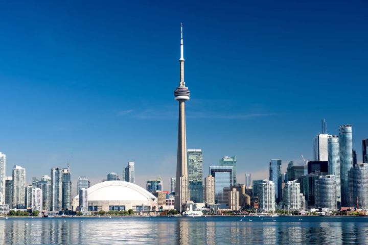 Scenic Toronto Night Tour with Boat  image