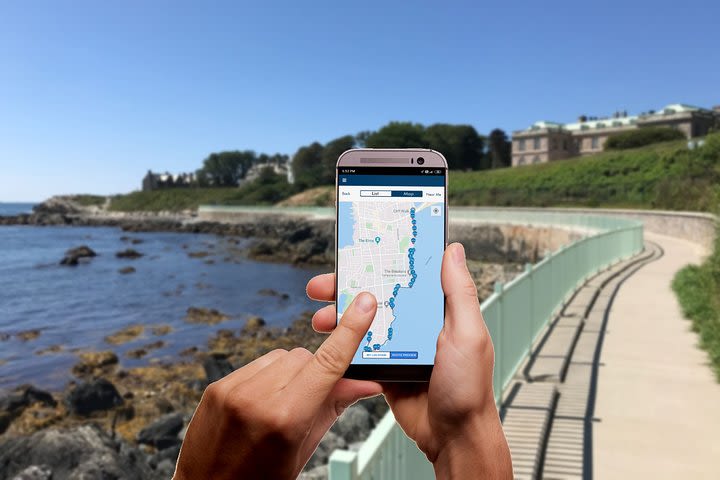 Newport Cliff Walk Self-Guided Walking Tour image