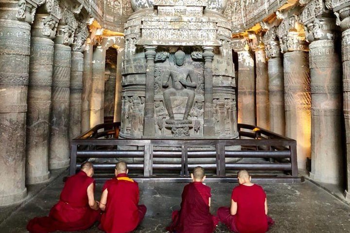 Ellora caves guided tour with other attractions image