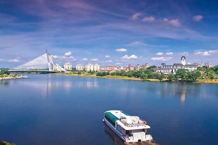 Cruise Tasik Putrajaya Admission Ticket image