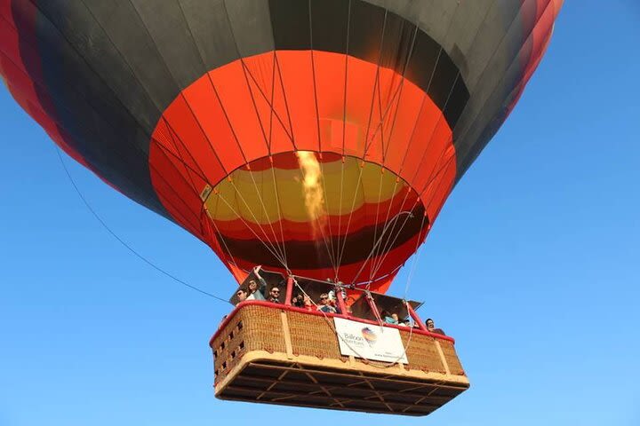 Enjoy The Views Of Dubai Beautiful Desert By Hot Air Balloon From Dubai image