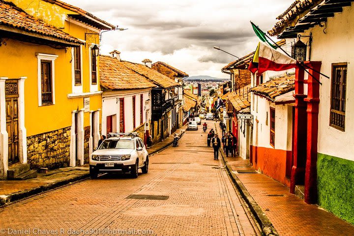 La Candelaria Private Tour Bogotá + Local Lunch + 2 Museums (6 Hrs.) image