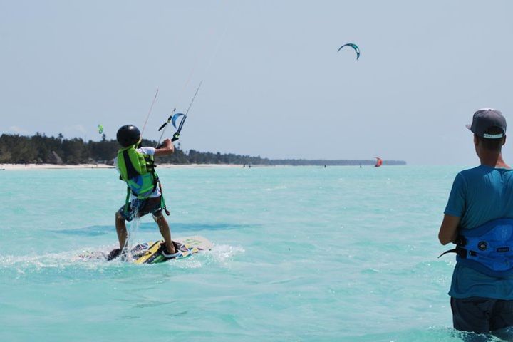 Learn to kite now! Full beginner course! image