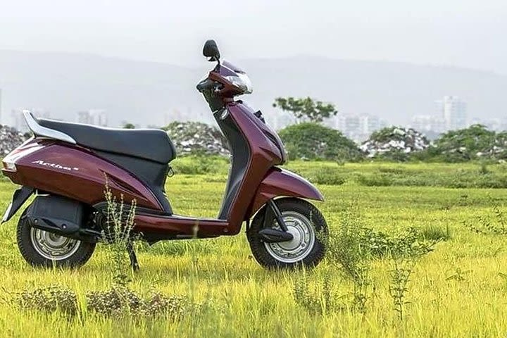 Scooty Rental in Kochi image