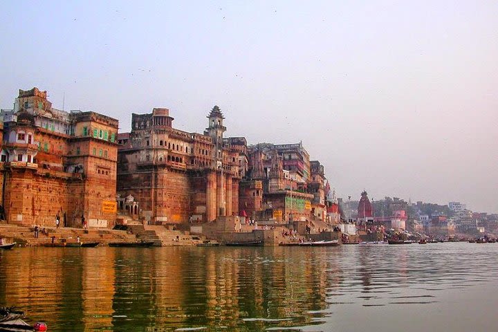 From Varanasi: Day tour to Chunar fort and Siddhnath Falls image