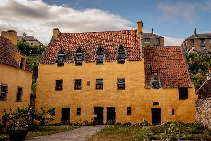 Outlander Adventure Tour from Edinburgh Including Admissions image