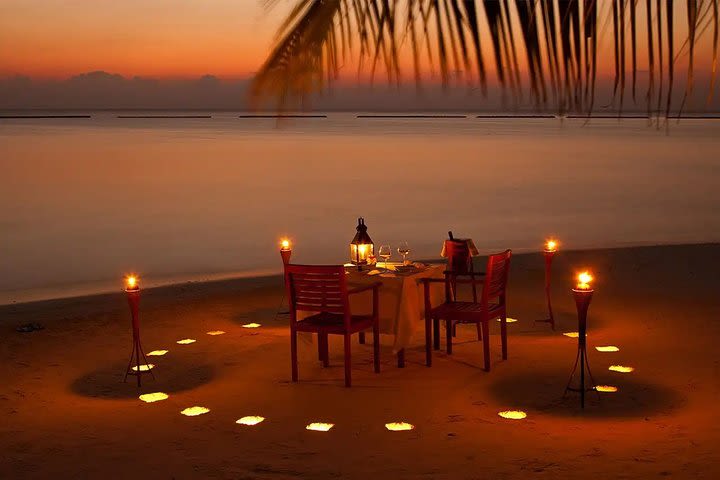 Maafushi: Romantic beach dinner image