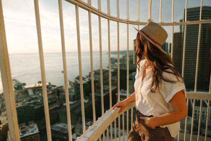 Official Smith Tower Observatory Tickets image
