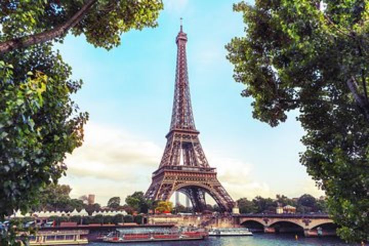Eiffel Tower Skip the Line Ticket Tour with Summit by Elevator and Seine Cruise  image