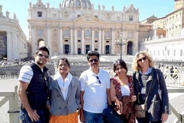 Vatican Museums, Sistine Chapel And Saint Peter's Basilica Semi-private Tour image