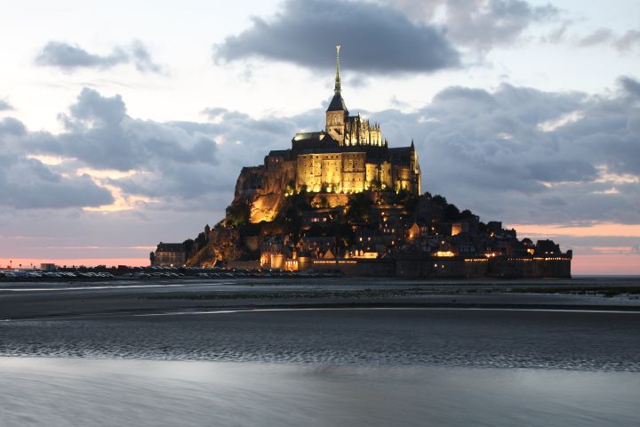 Mont Saint Michel Tour From Paris by 1st Class Rail image