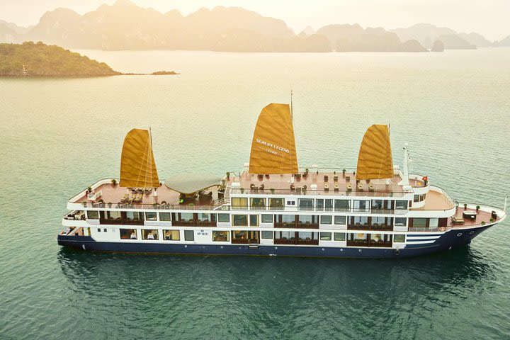 Halong Bay Cruise 5 Star for 2Day/1Night on Boat image