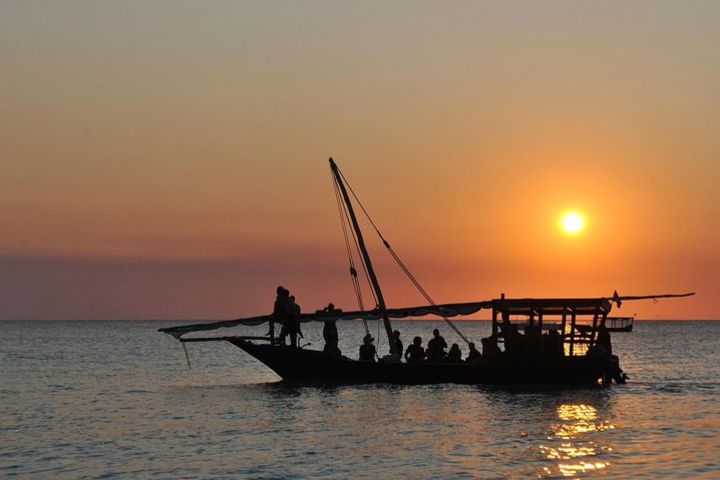 Sunset dhow cruise image