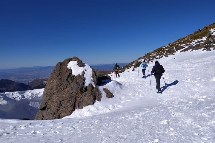 Hiking Snowshoeing in the Sierra Nevada Park image