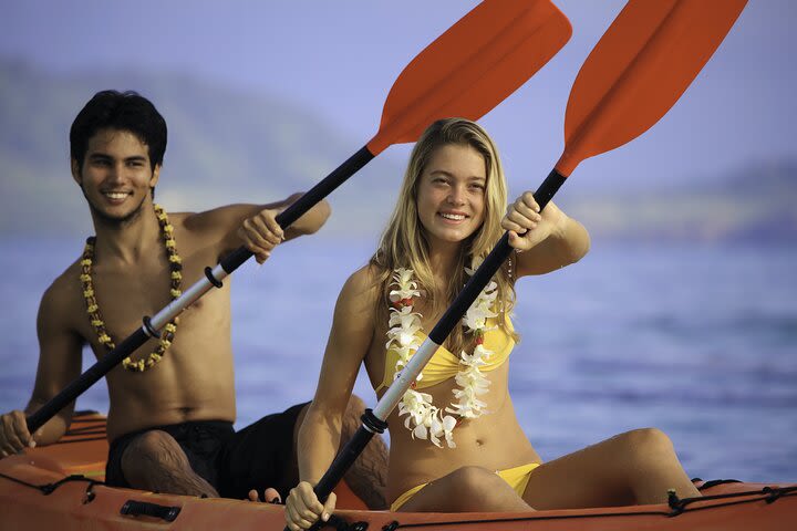 Wailoa River to King Kamehameha Statue Kayak Adventure image