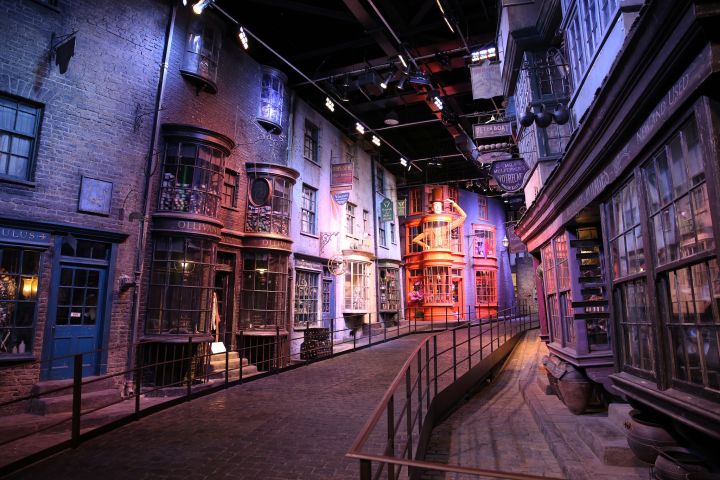 WARNER BROS. STUDIO TOUR - THE MAKING OF HARRY POTTER image