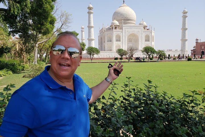 Private Sunrise Taj Mahal Tour from Delhi by Car image