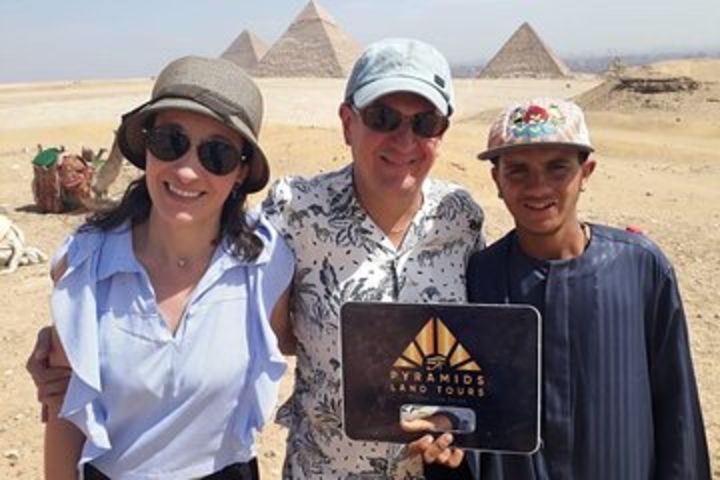 Giza Pyramids and Sphinx: Guided Day Tour from Cairo image
