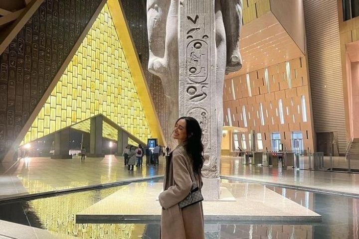 Private Giza Pyramids and Museum Tour image