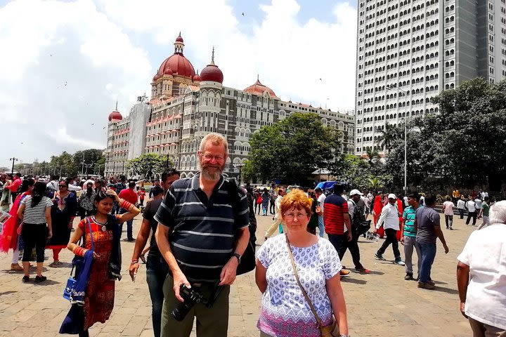 Full day city tour of Mumbai with guide & lunch image