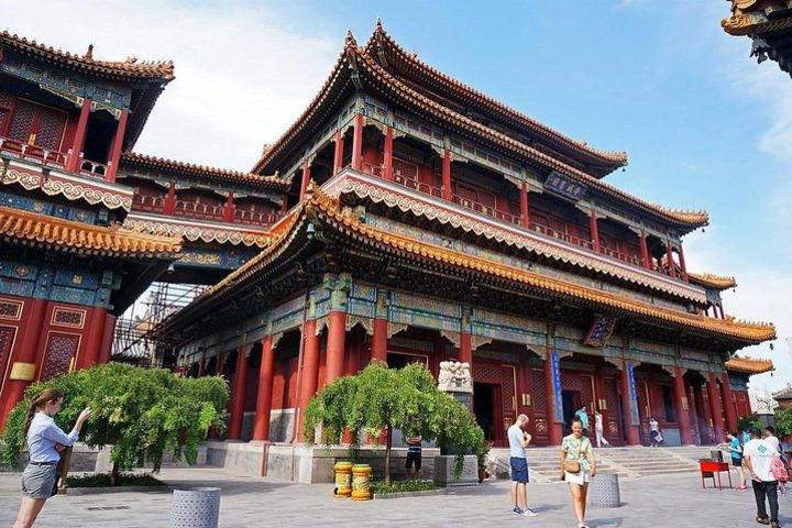 Beijing Private Day Tour: Lama Temple,Hutong Tour and Tai Chi Lesson w/ Lunch image