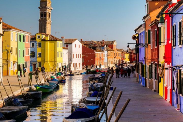 Murano and Burano Islands Private Boat Tour image