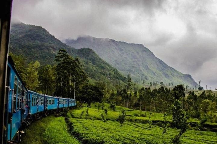 Train tickets from Colombo to Ella / Badulla image