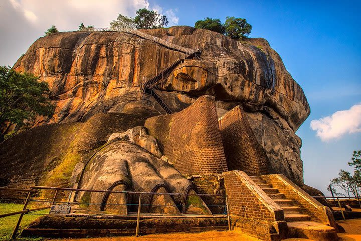 Sigiriya Day Tour from Colombo with Hotel Pick up image