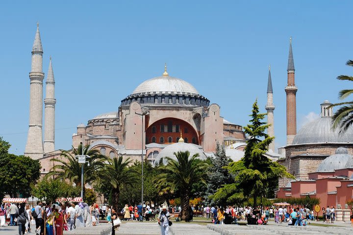 Private Istanbul Old City and Shopping Tour image