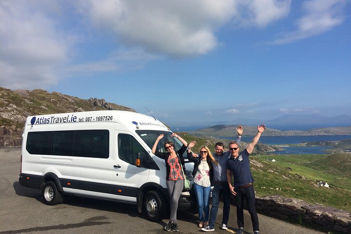 Private Guided Sightseeing Tour Of The Ring Of Kerry By Coach image