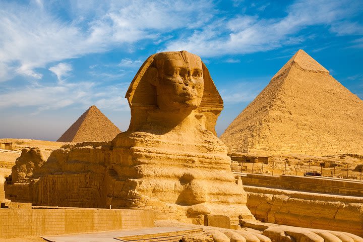 5 Days Cairo Aswan Abu Simbel Tour Package image