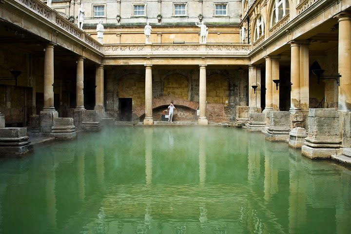 Roman Baths and Bath City Walking Tour image