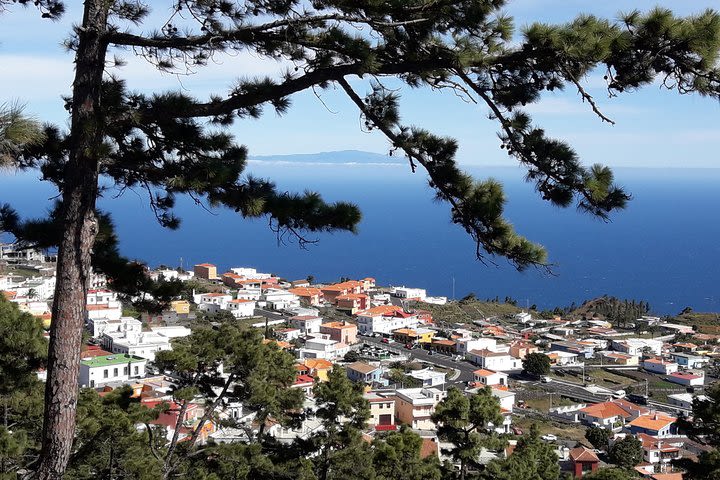 Ruta Sur Volcanes (Price per vehicle, not per person) image