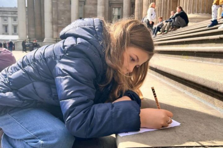 Family-Friendly Versailles Tour image