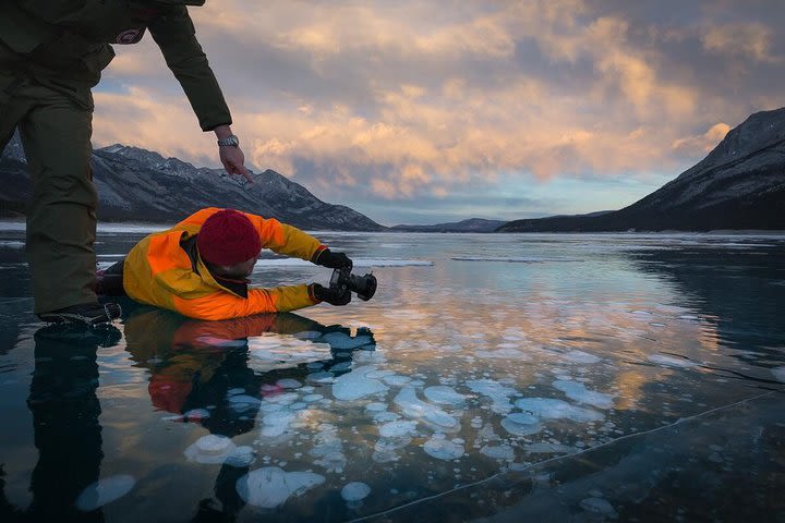 Abraham Lake and Banff Winter Photography Tour image