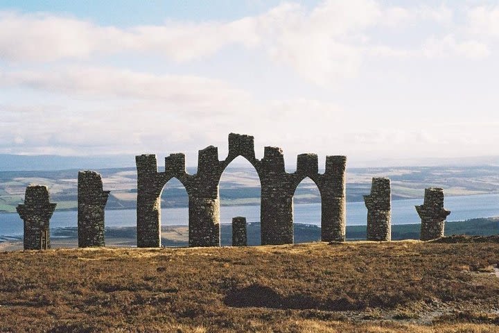 INVERGORDON PORT Tour of Dunrobin, Dornoch & Distillery. image