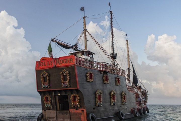 Jolly Roger - Pirate Show and Dinner image