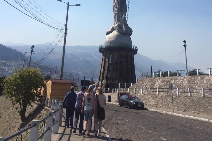 Half-Day Quito City Tour visiting Historical Center and Panecillo image