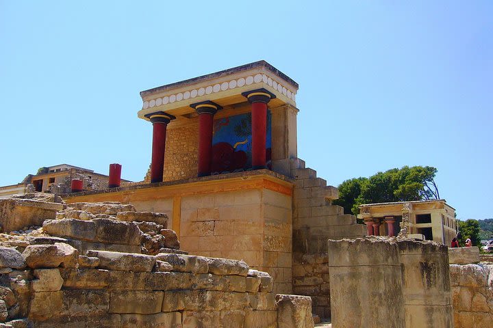 Knossos-Archaeological Museum-Heraklion City - Full Day Tour from Chania image