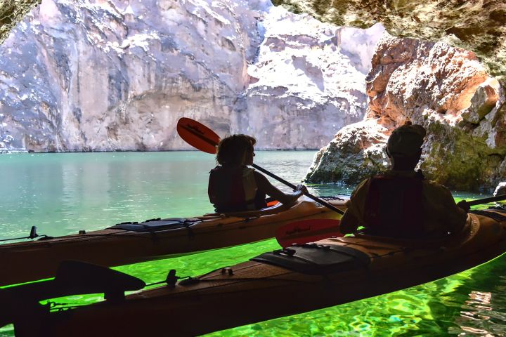 Emerald Cave Deluxe Kayak Tour image