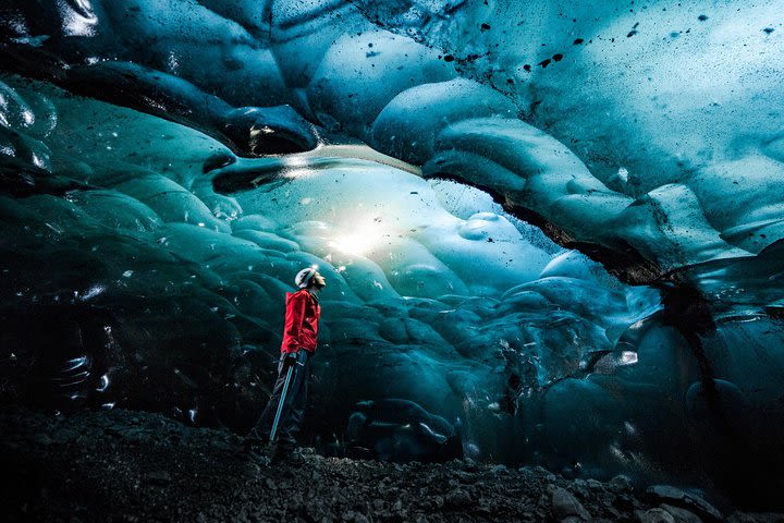 Glacier Hike & Ice Cave Tour In Vatnajokull Glacier image