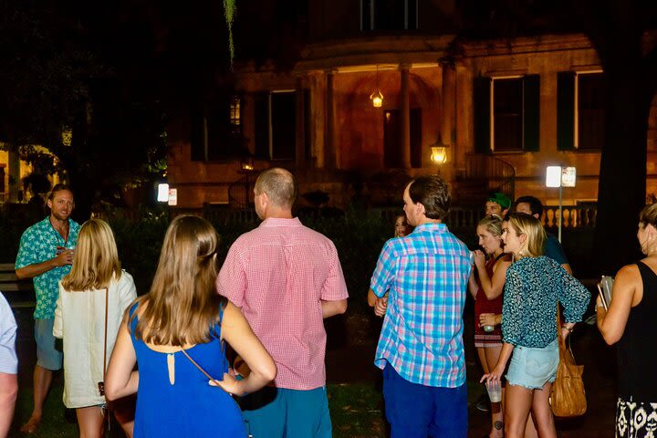 Savannah Ghost Tour for Adults with Alcoholic Drinks Included image