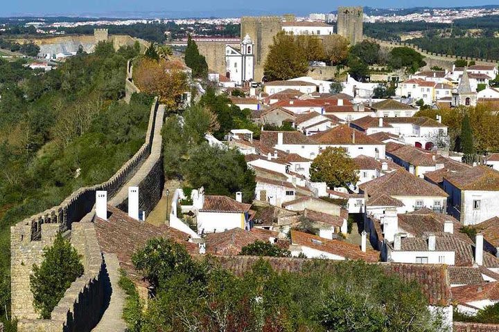 Wine Tasting with food, Óbidos, Alcobaça and Nazare start in Lisbon private tour image