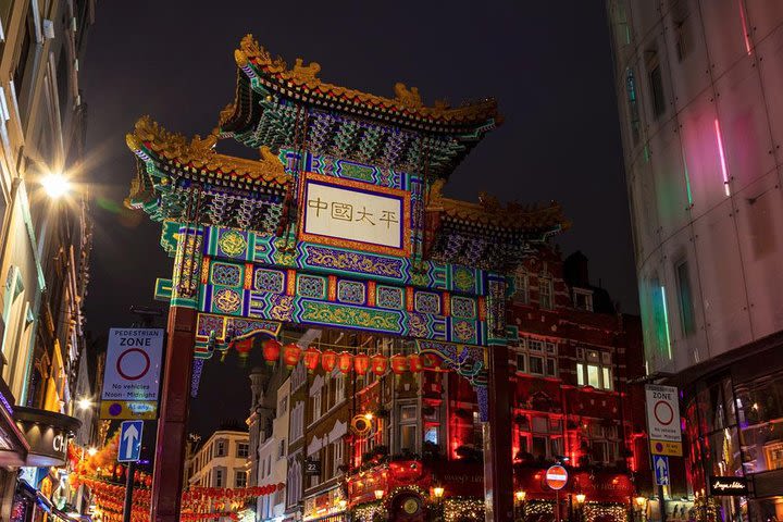 Private Chinatown to Soho Night Photography Tour image