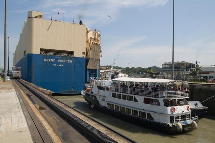 Panama Canal Partial Tour - Northbound direction image