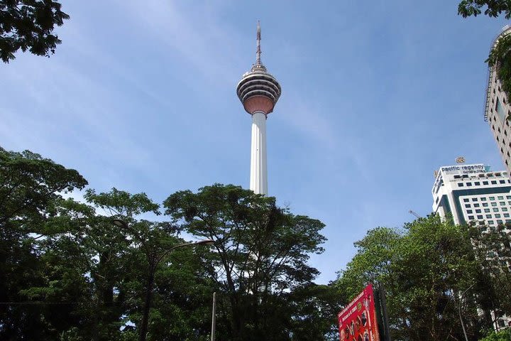 Private One Day Highlights Kuala Lumpur City Tour with Batu Caves image