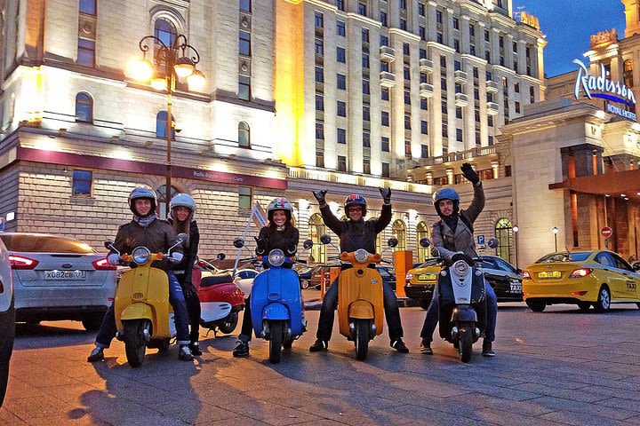 Retro Scooter Tour Around Moscow image