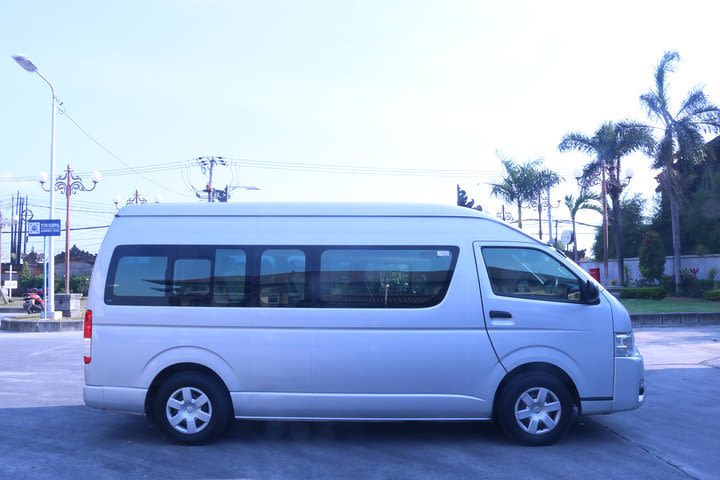 Bali Car Rent for 3 Days (15 Seats) with English Speaking Driver and Petrol image