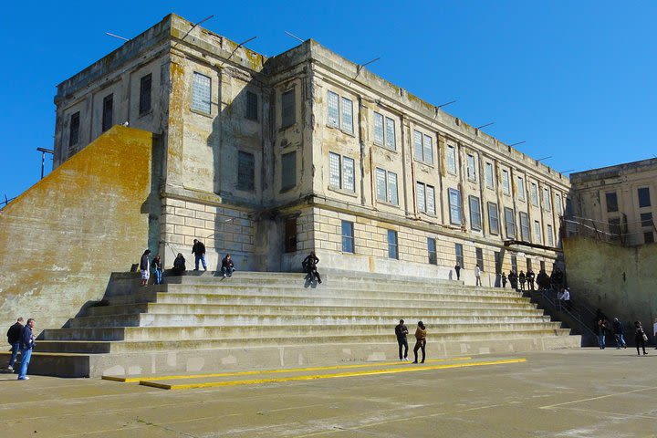 Alcatraz & Streets of San Francisco Electric Bike Tour image