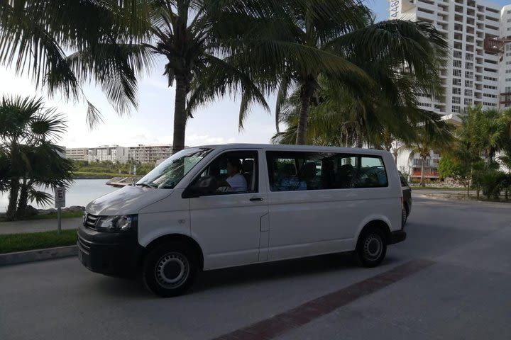 Roundtrip private AC Airport Transfer to Tulum image